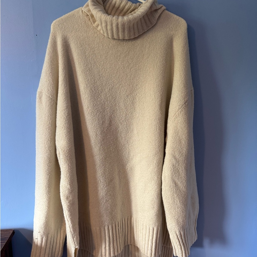 George Soft Cream Knit Turtleneck